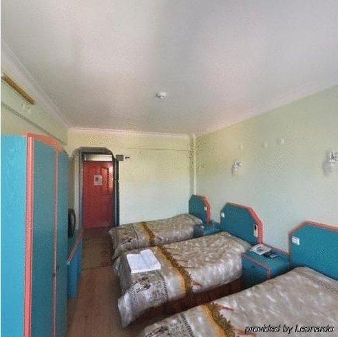 Anil Hotel Bergama Quarto foto